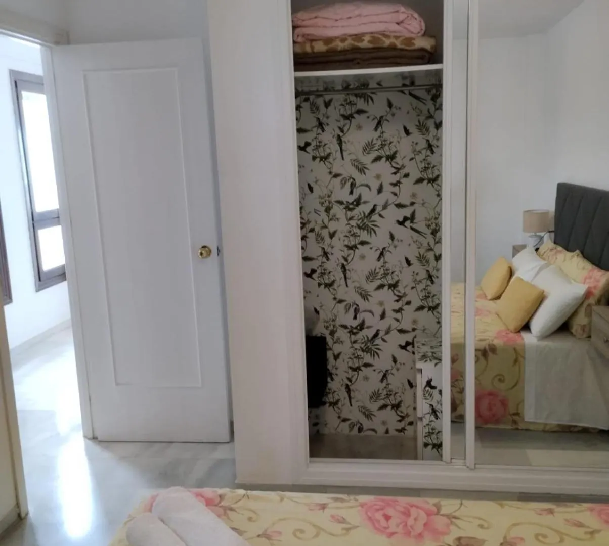 Pueblo Evita Hill Aparthotel Benalmadena